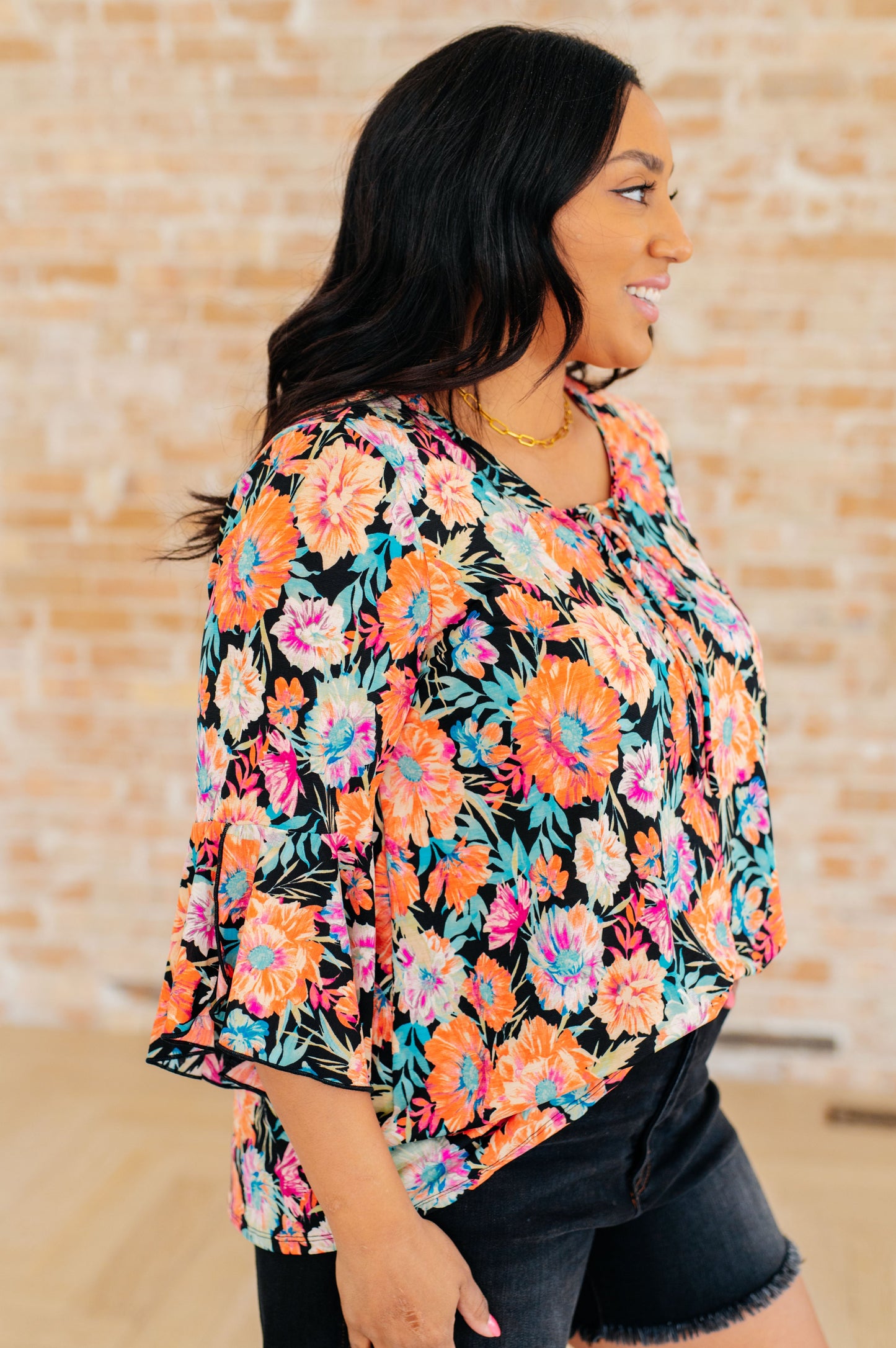 Willow Bell Sleeve Top in Black and Persimmon Floral